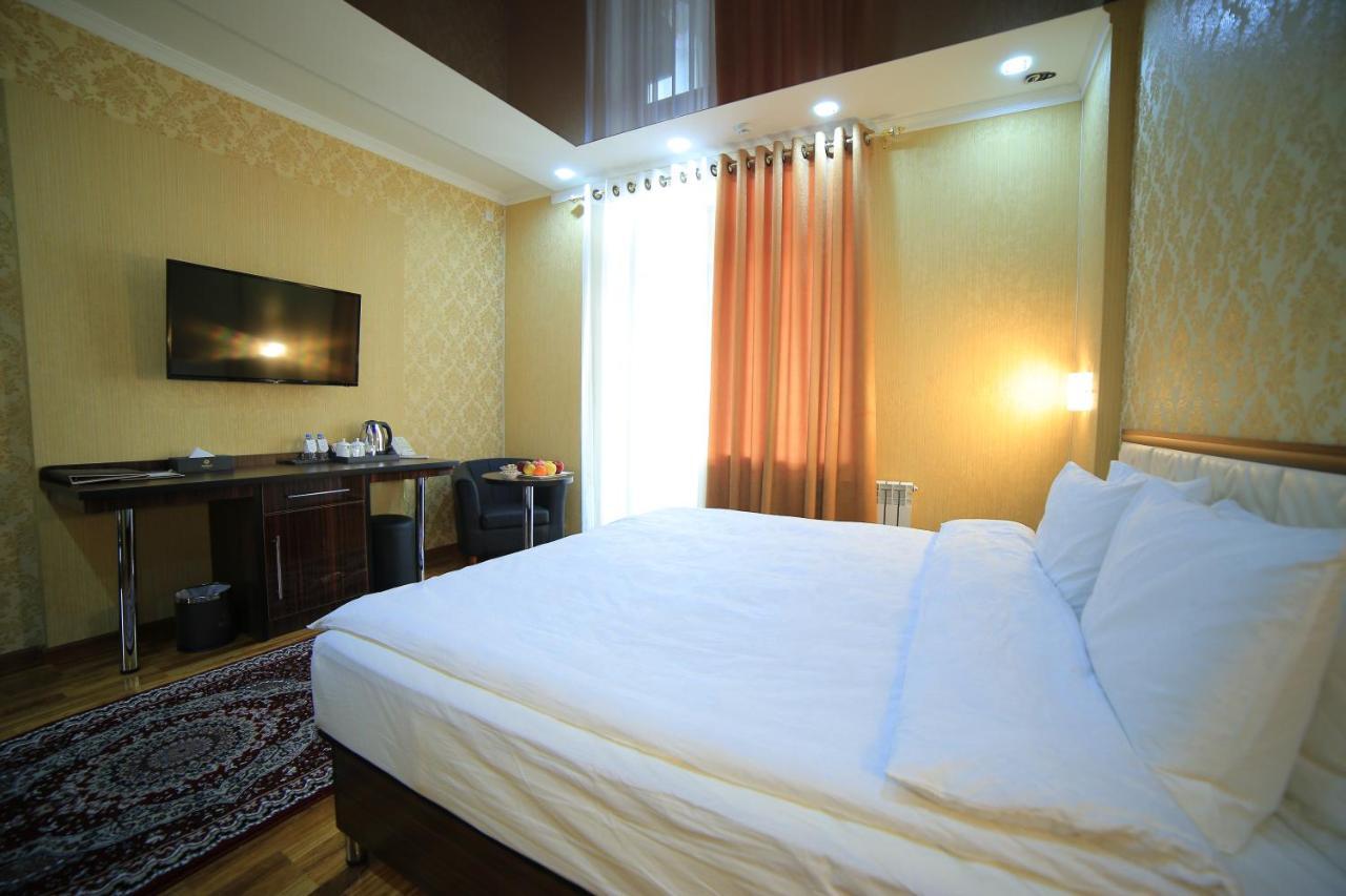 Asmald Palace Hotel Kokand ภายนอก รูปภาพ